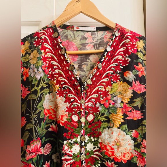 Khaadi Floral Embroidered Long Kurta. Size 8 (S). Excellent condition. - Picture 5 of 11